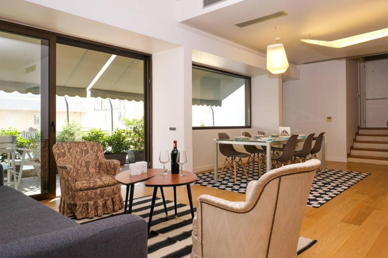 شقة أثينا  في Urban Luxury Homm Apt. In Deinokratous Str. المظهر الخارجي الصورة